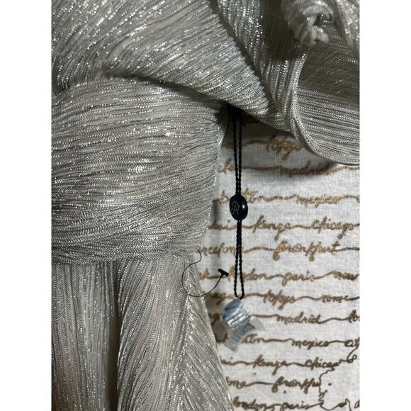 NWOT Women's ADRIANNA PAPELL Shiny Silver Front Twist Fairy Regency Top Size 4 - Picture 3 of 7